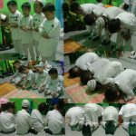 Sholat berjamaah siswa Andalusia