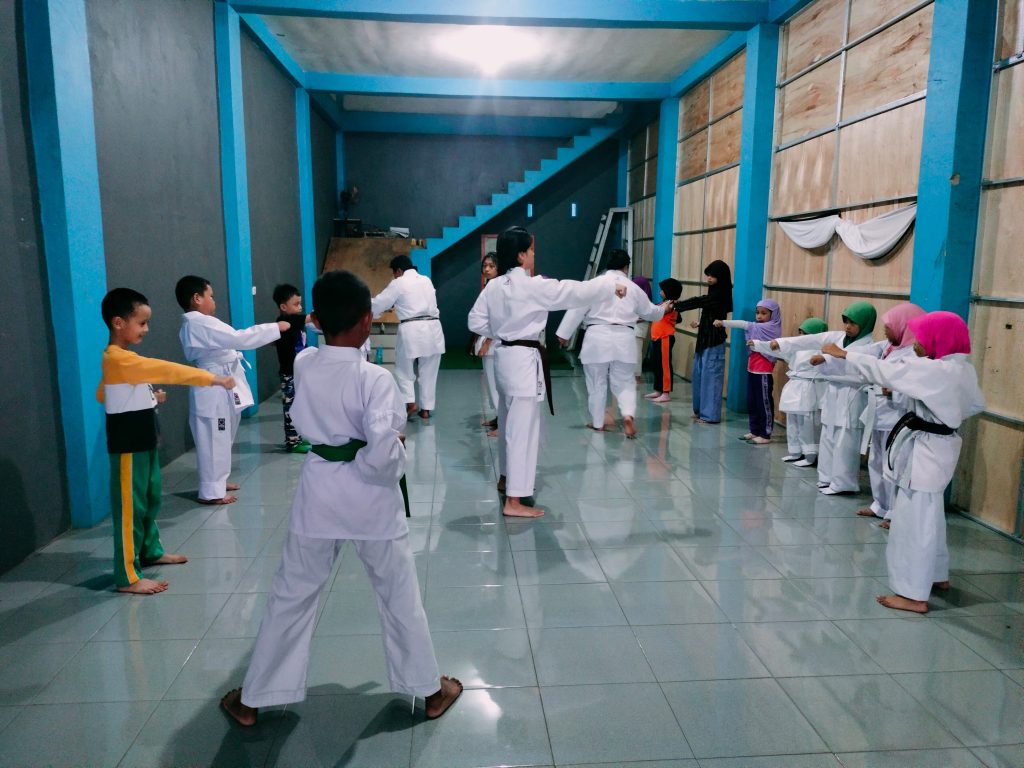 Latihan Karate Andalusia Islamic School