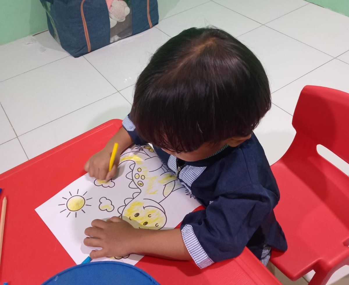 9 Cara Belajar Menulis untuk Anak TK yang Mudah dan Efektif
