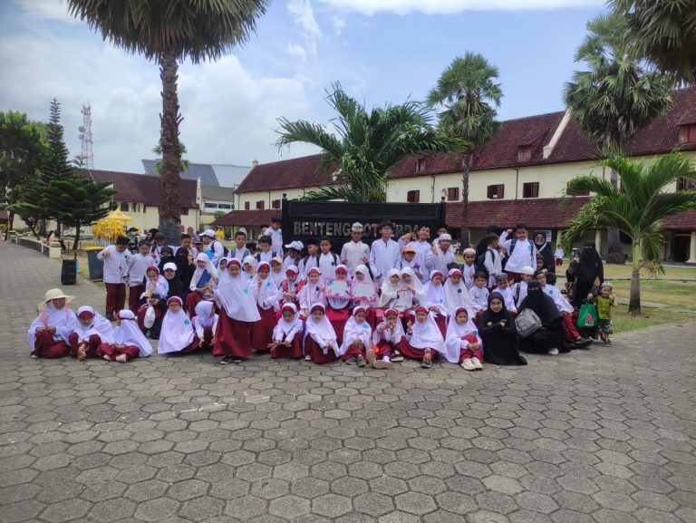 Kegiatan siswa Andalusia Islamic School