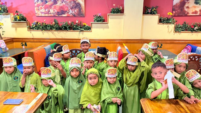 Kegiatan siswa Andalusia Islamic School